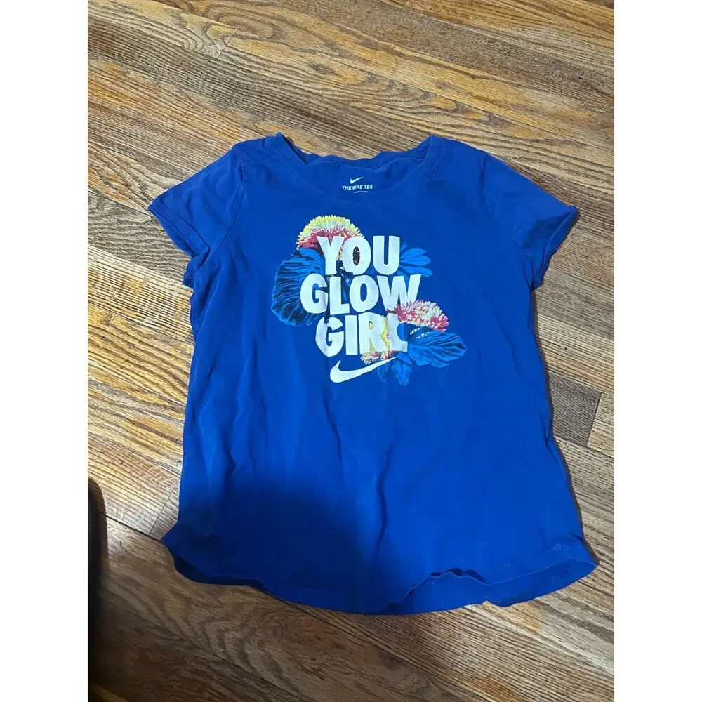 Nike Girls Large Shirt